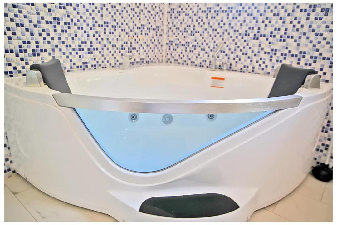 Oasis Lawafossi Apartment Bobo-Dioulasso Bagian luar foto