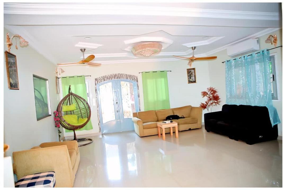 Oasis Lawafossi Apartment Bobo-Dioulasso Bagian luar foto