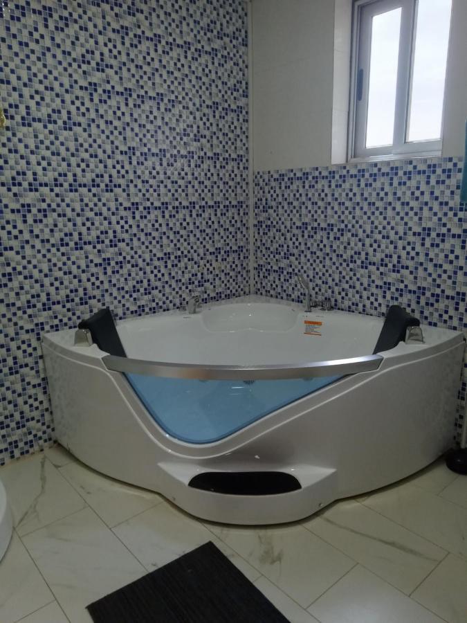 Oasis Lawafossi Apartment Bobo-Dioulasso Bagian luar foto