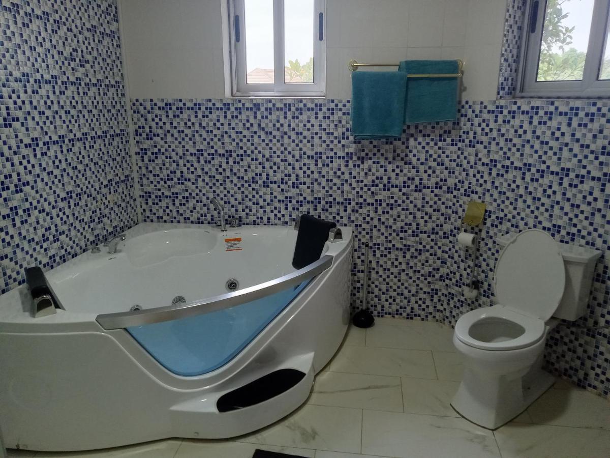 Oasis Lawafossi Apartment Bobo-Dioulasso Bagian luar foto