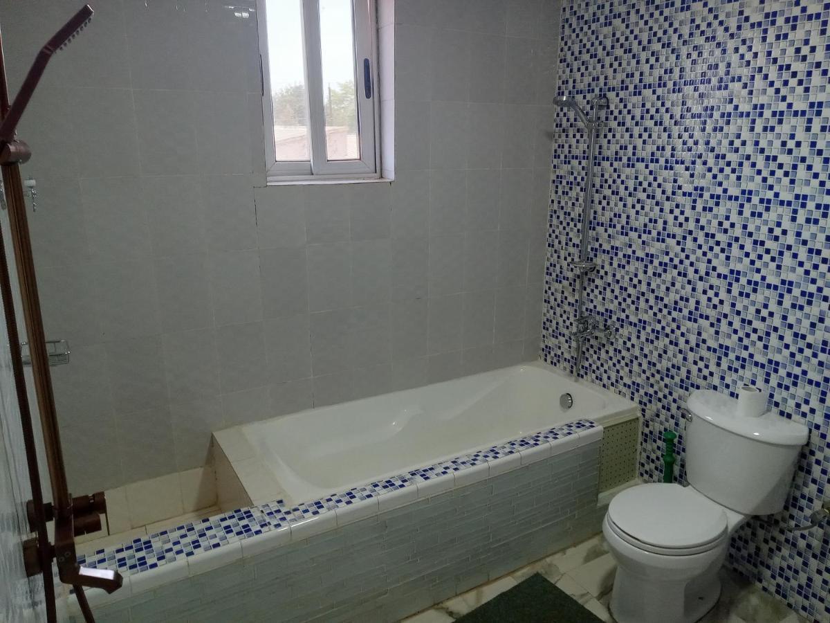 Oasis Lawafossi Apartment Bobo-Dioulasso Bagian luar foto