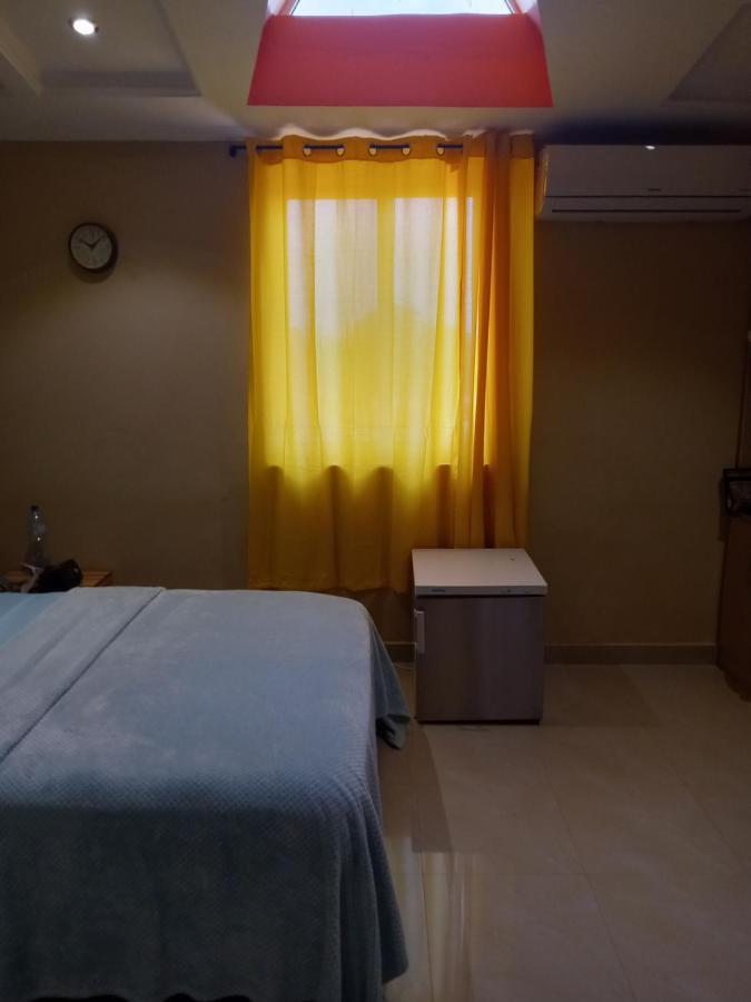 Oasis Lawafossi Apartment Bobo-Dioulasso Bagian luar foto