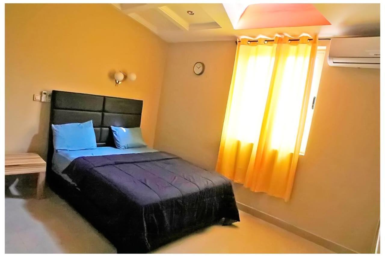 Oasis Lawafossi Apartment Bobo-Dioulasso Bagian luar foto